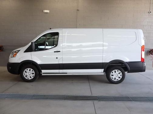 2024 Ford Transit-250