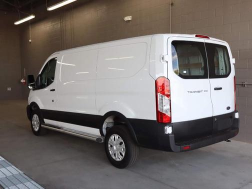2024 Ford Transit-250