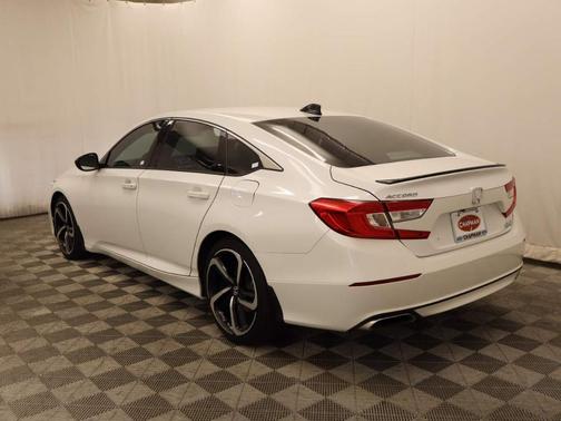 2022 Honda Accord Sport SE