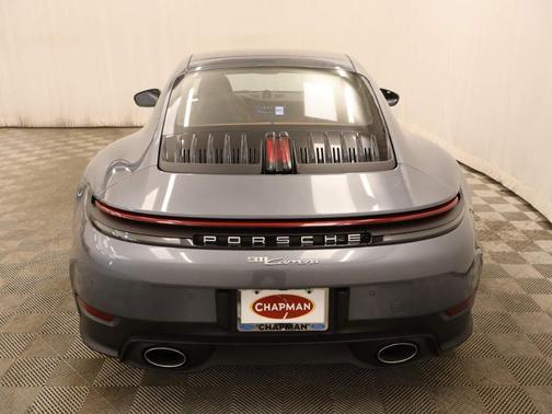 2025 Porsche 911 Carrera