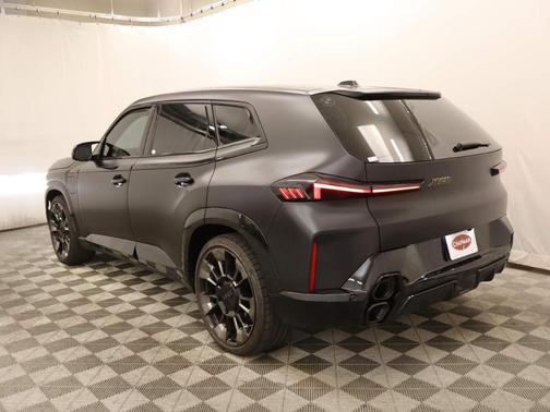 Black Sapphire Metallic 2023 BMW XM Base