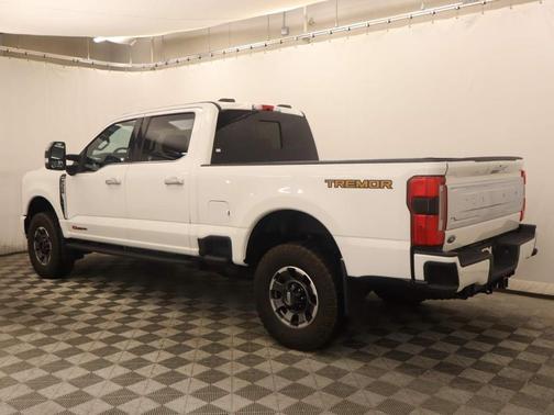 2023 Ford F-350 Platinum