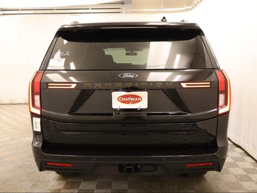 Agate Black Metallic 2026 Ford Expedition Tremor