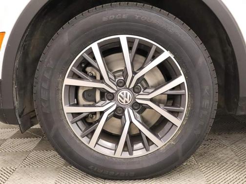 2019 Volkswagen Tiguan 2.0T SE