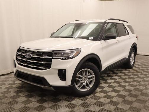 Star White 2026 Ford Explorer Active