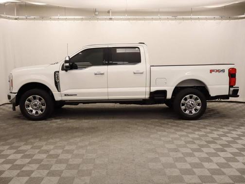 2023 Ford F-350 Lariat Super Duty