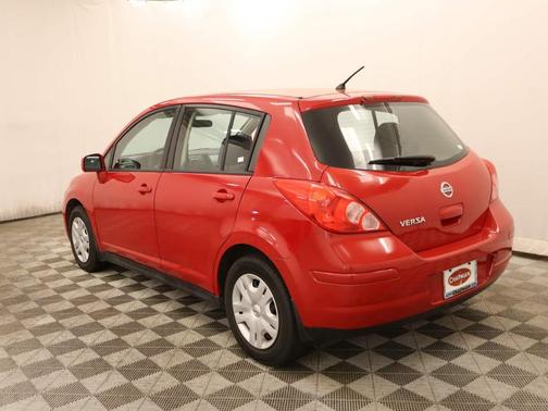 2011 Nissan Versa 1.8 S