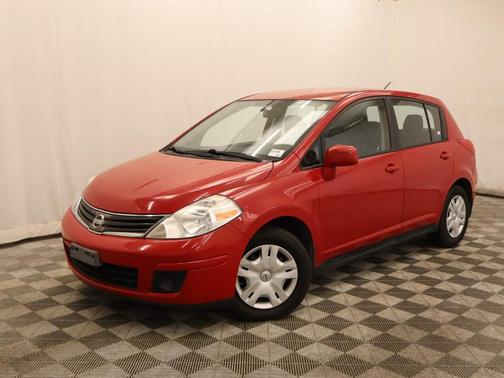 2011 Nissan Versa 1.8 S