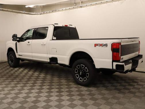 2025 Ford F-350 Platinum