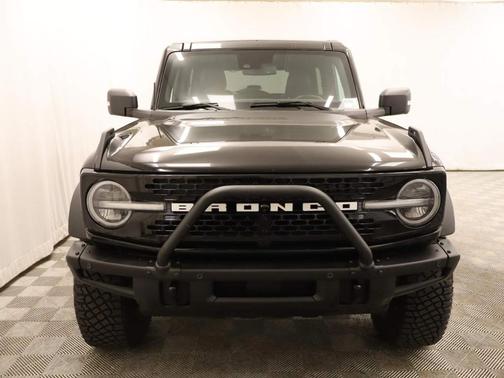 Shadow Black 2022 Ford Bronco Wildtrak Advanced