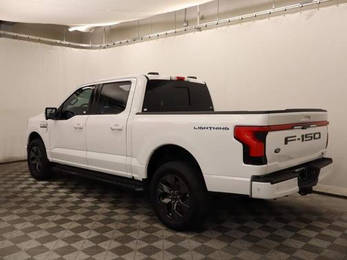 2023 Ford F-150 Lightning LARIAT