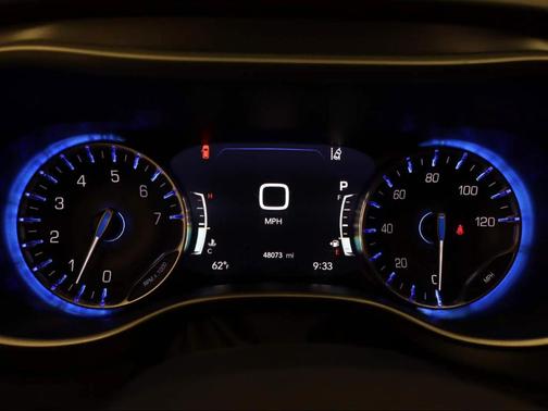 Bright White Clearcoat 2024 Chrysler Pacifica Touring-L