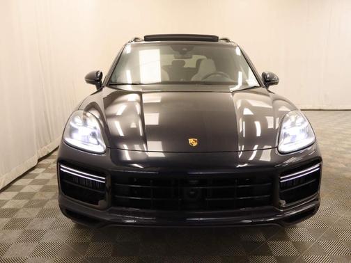 2021 Porsche Cayenne Turbo