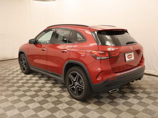 2021 Mercedes-Benz GLA 250 Base 4MATIC