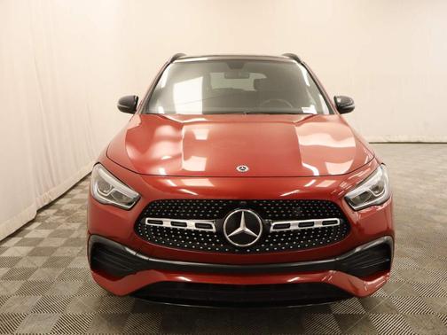 2021 Mercedes-Benz GLA 250 Base 4MATIC