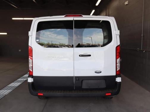 2023 Ford Transit-250