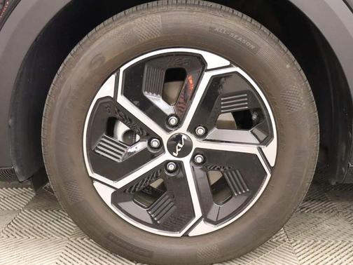 2023 Kia Niro Plug-In Hybrid EX