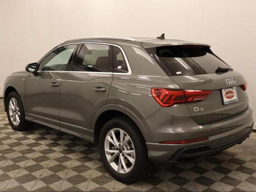 2024 Audi Q3 45 S line Premium