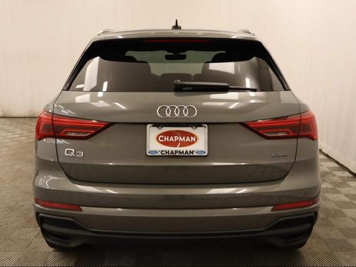 2024 Audi Q3 45 S line Premium