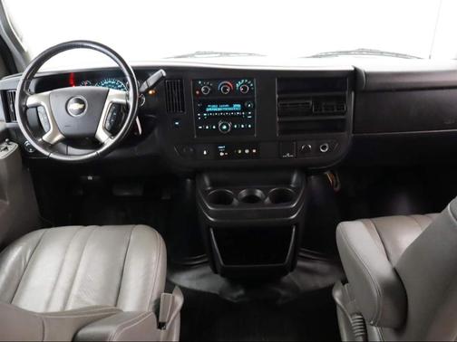 2017 Chevrolet Express 3500 LS