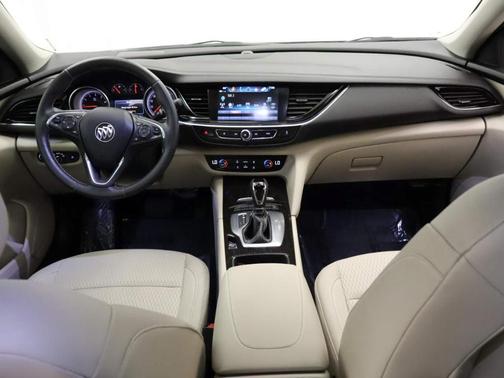 2018 Buick Regal Sportback Preferred II