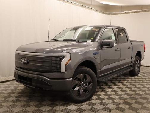 2025 Ford F-150 Lightning LARIAT