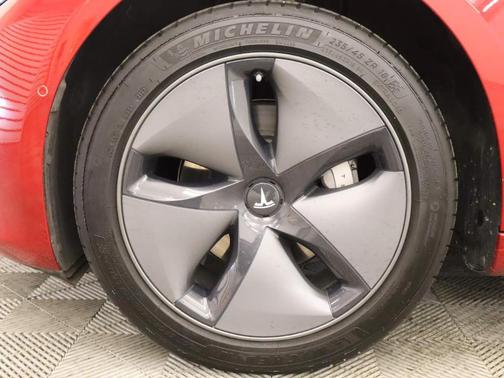2018 Tesla Model 3 Mid Range