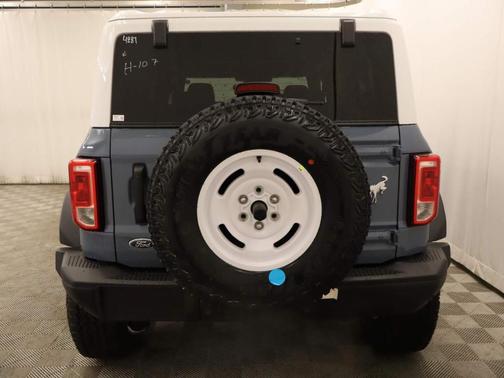 2025 Ford Bronco Heritage Edition