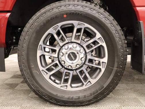 2025 Ford F-350 Platinum
