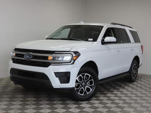 Oxford White 2024 Ford Expedition XLT