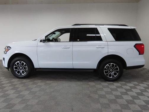 Oxford White 2024 Ford Expedition XLT