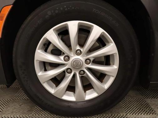 2019 Chrysler Pacifica Touring-L