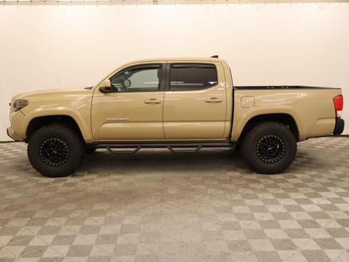 2016 Toyota Tacoma SR5
