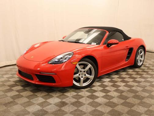 2022 Porsche 718 Boxster T