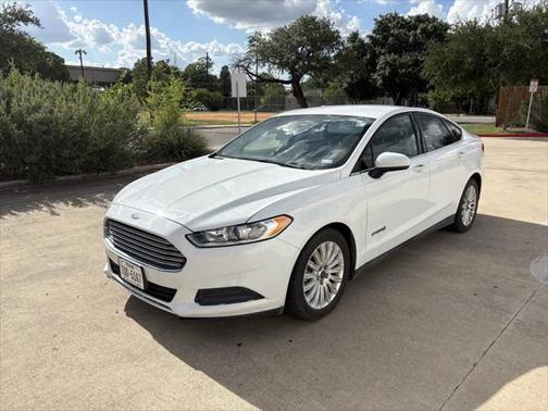 2016 Ford Fusion Hybrid S