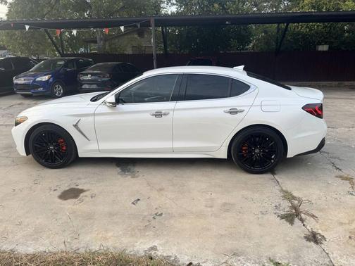 2021 Genesis G70 2.0T RWD