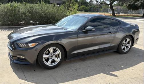 2016 Ford Mustang V6