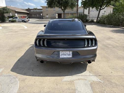 2016 Ford Mustang V6