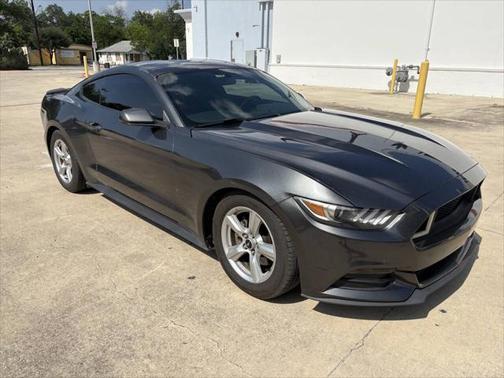 2016 Ford Mustang V6