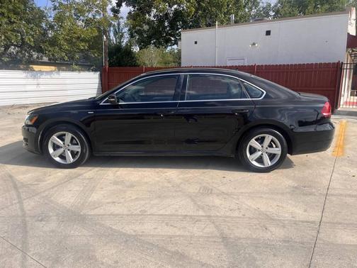 2014 Volkswagen Passat 1.8T S