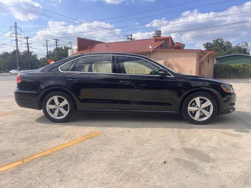 2014 Volkswagen Passat 1.8T S