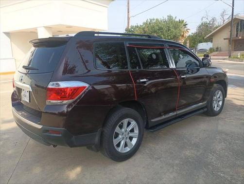 2012 Toyota Highlander SE