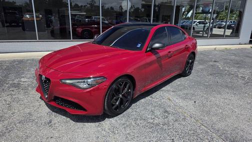 Rosso 2020 Alfa Romeo Giulia Base