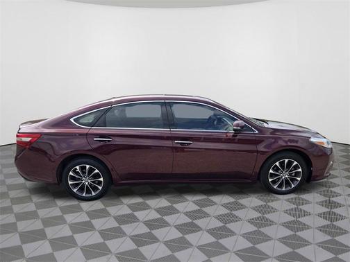 2016 Toyota Avalon XLE