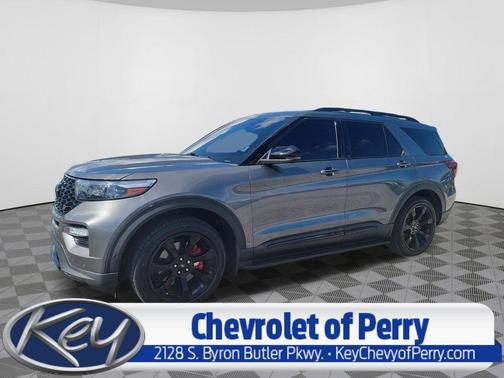 Gray Metallic 2021 Ford Explorer ST