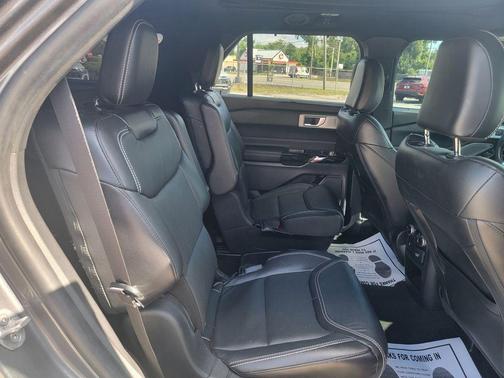 Gray Metallic 2021 Ford Explorer ST