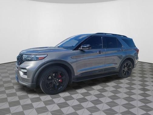 Gray Metallic 2021 Ford Explorer ST