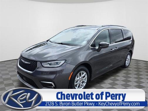2022 Chrysler Pacifica Touring-L