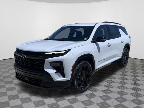 Polar White 2026 Chevrolet Traverse RS