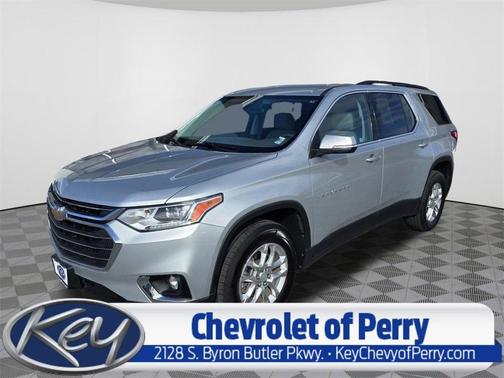 2021 Chevrolet Traverse LT Cloth